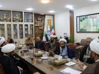 سومین نشست فصلی ائمه جماعات مناطق و سازمان های وابسته به شهرداری نجف آباد   