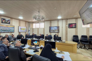 حضور شهردار، معاونین و مدیران ستادی شهرداری نجف‌آباد در صحن شورای اسلامی شهر و ارائه گزارش عملکرد مدیریت شهری در بهمن ماه ۱۴۰۳ و تشریح پروژه‌های عمرانی خدماتی جاری و در آستانه افتتاح شهری