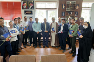 تجلیل شهردار نجف آباد از مدیر و پرسنل و فعالین روابط عمومی مدیریت شهری نجف آباد