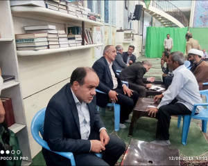 میز خدمت با حضور شهردار و  رییس و تنی چند از اعضای شورای اسلامی نجف آباد
