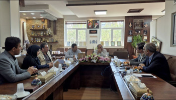 جلسه با دکتر پزشکی و دکتر حجتی از دانشگاه آزاد اسلامی واحد نجف آباد