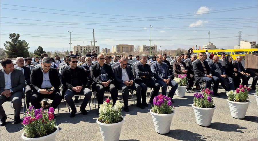 پویش سراسری درختکاری طرح کاشت یک میلیارد درخت / پارک کوهستان 