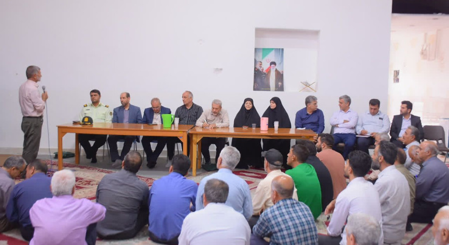 «پاسخگویی بی‌واسطه مدیریت شهری نجف‌آباد؛ برگزاری میز خدمت در منطقه چهار همزمان با نماز جمعه»