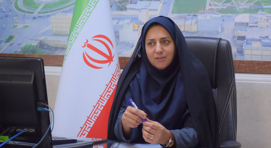 همزمان با آغاز سال تحصیلی؛ ۵۰ هزار گلدان گل داوودی در نقاط مختلف نجف‌آباد کاشته می‌شود