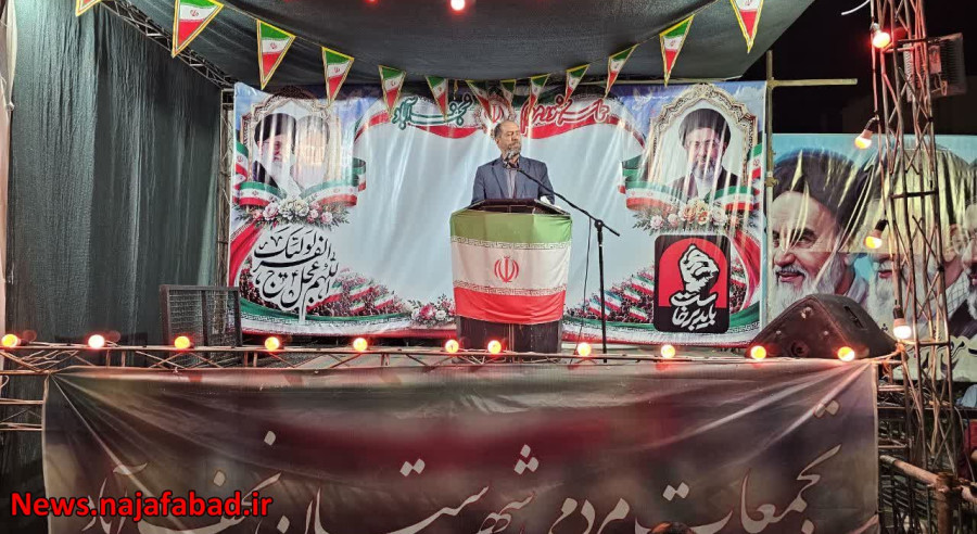 آخوندی: تجربه دفاع مقدس و پیشرفت علمی، دو سرمایه مهم برای اقتدار کشور است