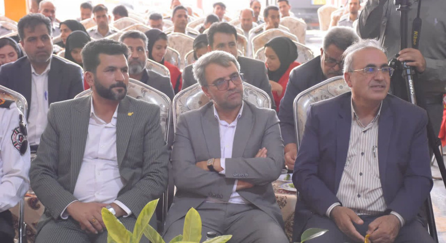 منتظری: آتش‌نشانان نجف‌آباد در حوادث اخیر خوش درخشیدند و برای دفاع از مردم ایثار کردند